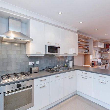 Beautiful 1 Bedroom Apartment In Victoria 伦敦 外观 照片